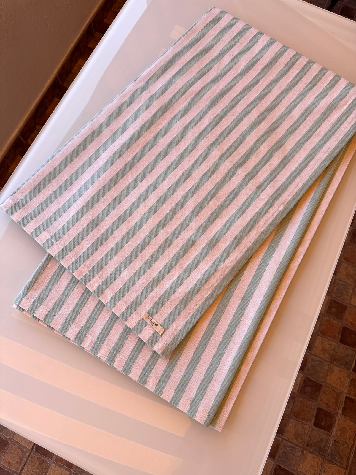 Mare tablecloth