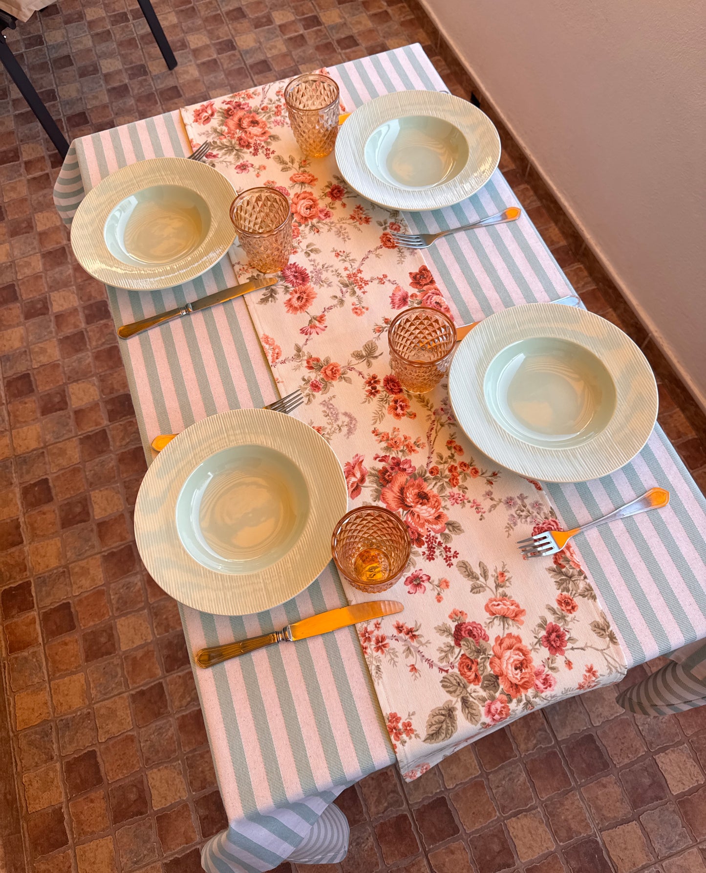 Mare tablecloth